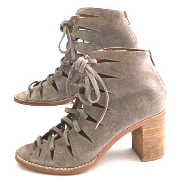 Jeffrey Campbell Corwin Gray Suede Lace Up Peep Toe Ankle Bootie Block Heel 9.5 - Picture 9 of 9